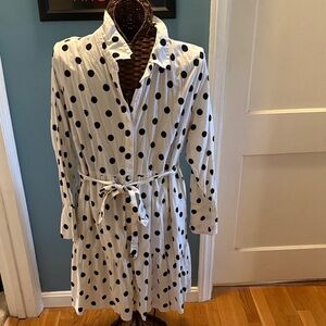 Elegant Black Polka Dot White Robe